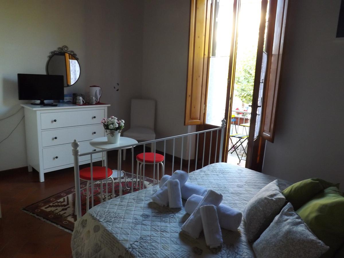 B&B Central Toma 2 Montecatini Terme Buitenkant foto