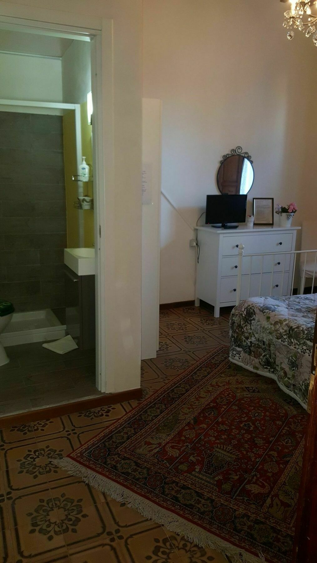 B&B Central Toma 2 Montecatini Terme Buitenkant foto